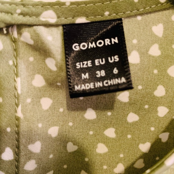 Gomorn size Medium Dress Green with white Hearts Flutter Sleeves - Picture 7 of 8